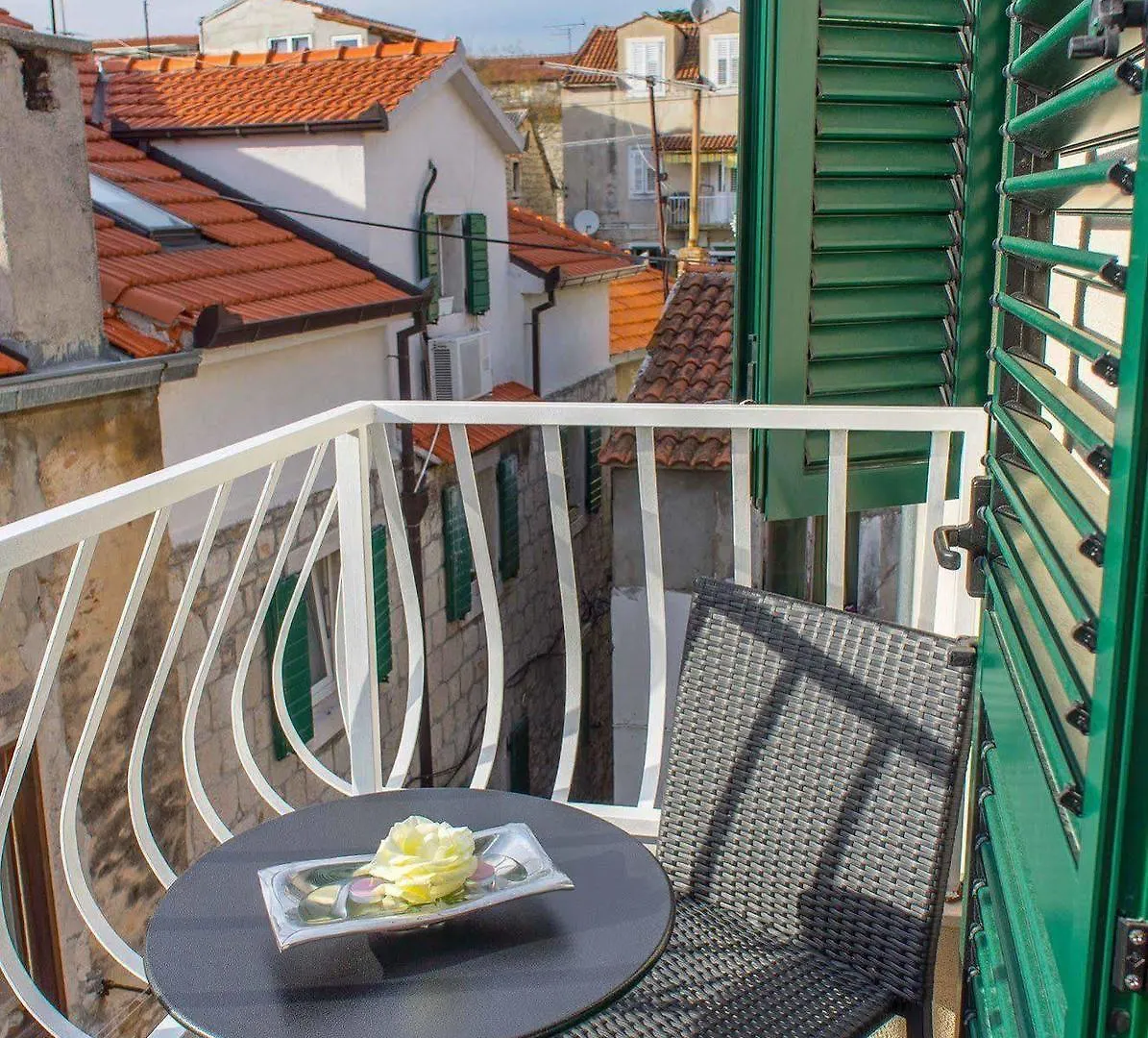Split Allure Apartments