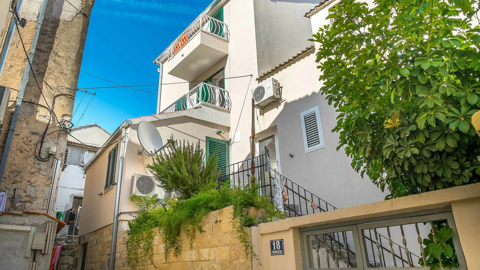 Split Allure Apartments 0*,  Croatia